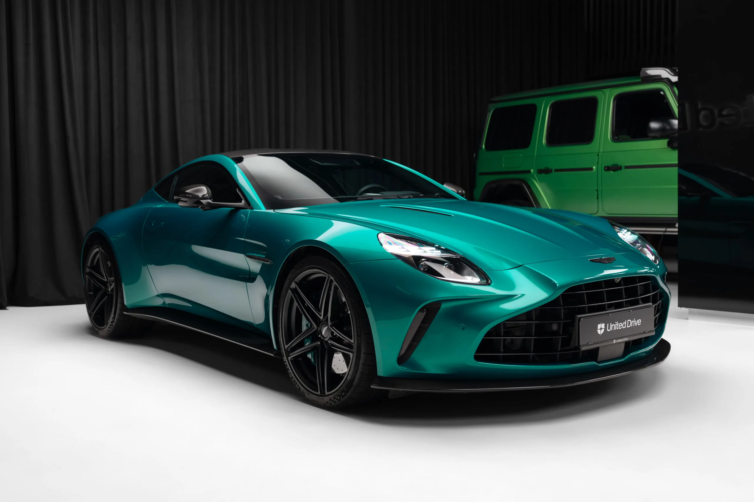 2024 Aston Martin Vantage, 3/30