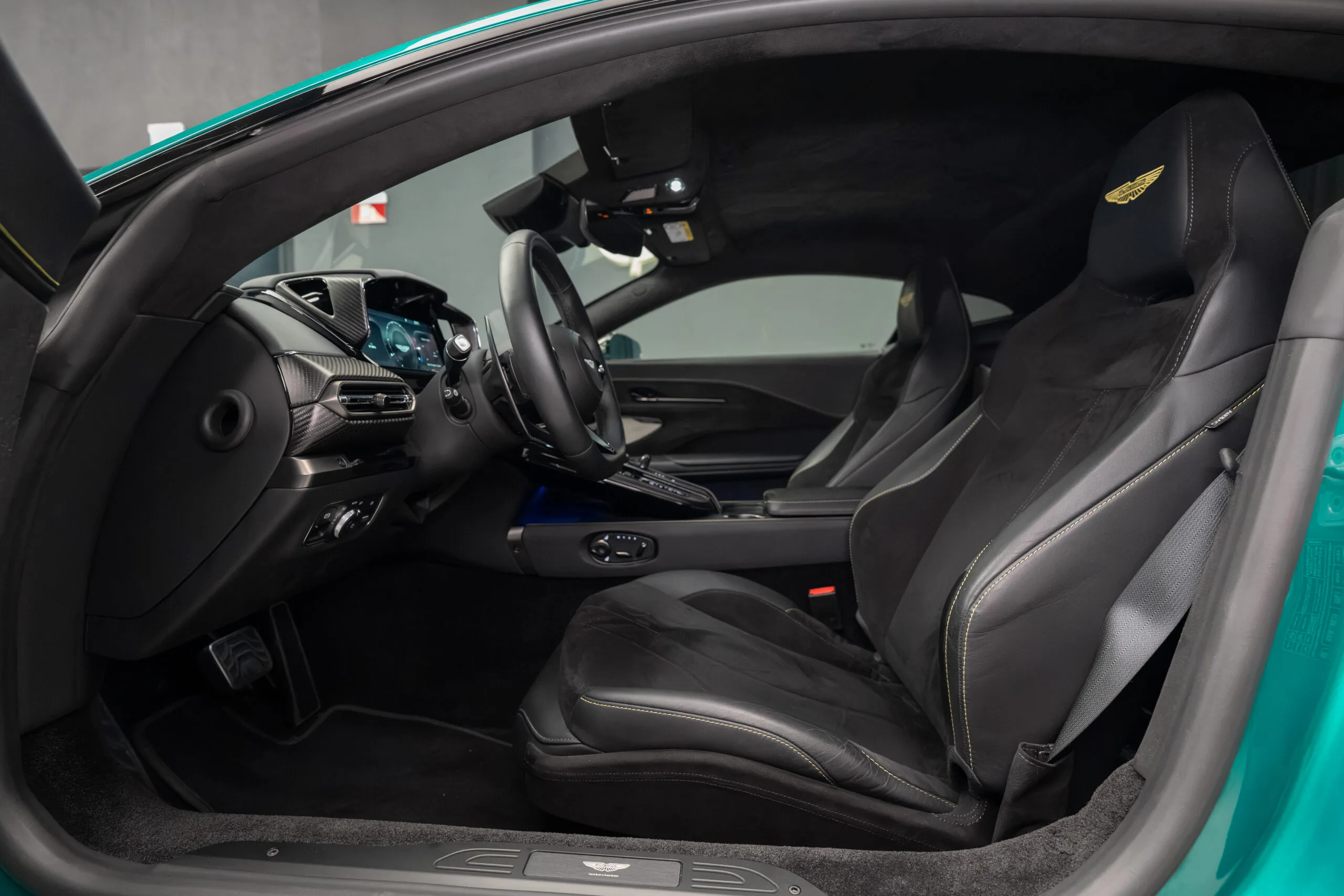 2024 Aston Martin Vantage, 13/30