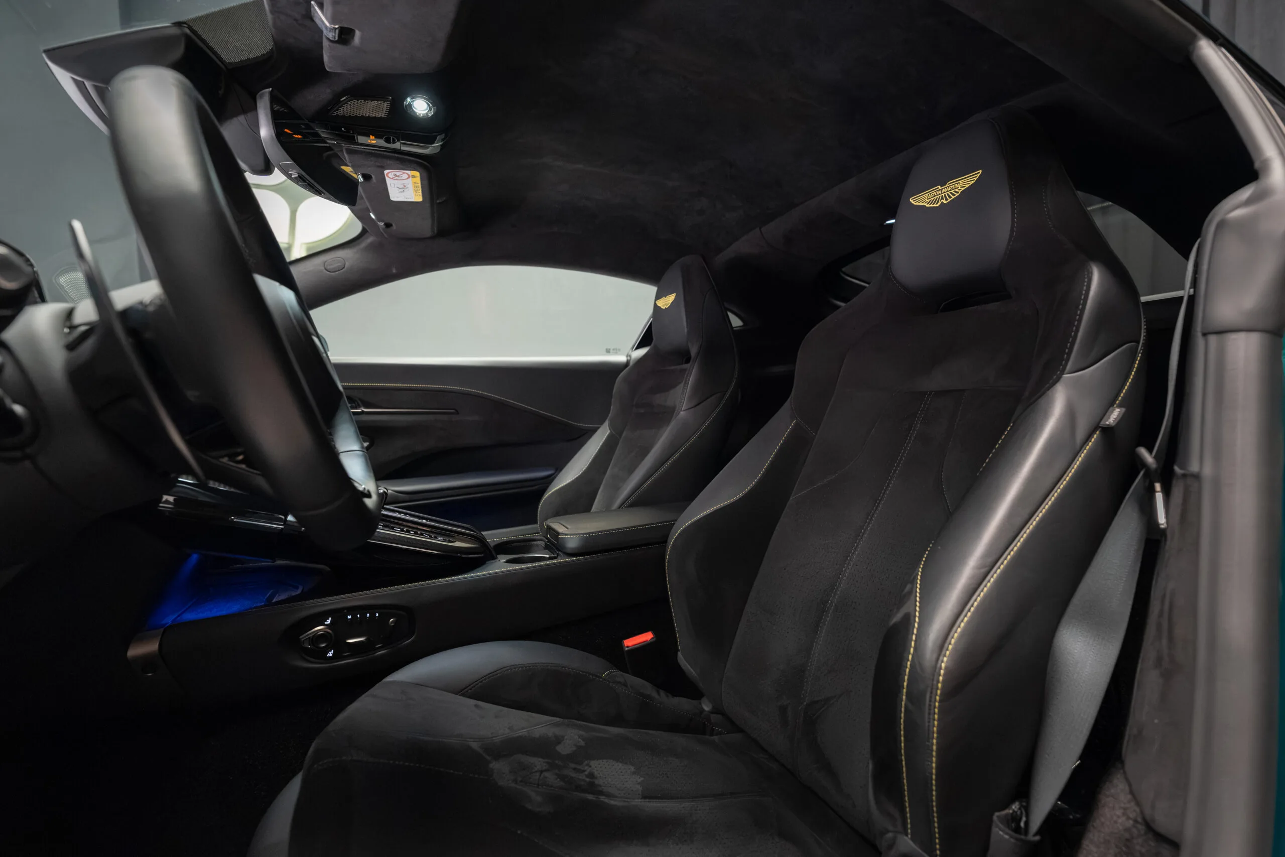 2024 Aston Martin Vantage, 29/30
