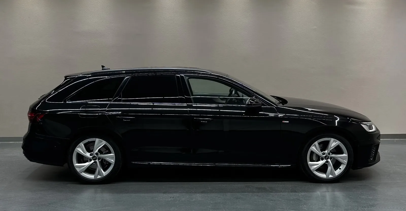 2024 Audi A4 Avant 40 TDI quattro, 6/25