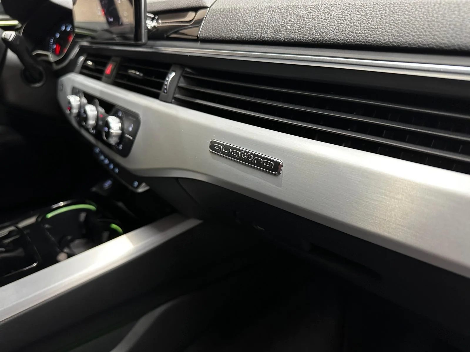 2024 Audi A4 Avant 40 TDI quattro, 21/25