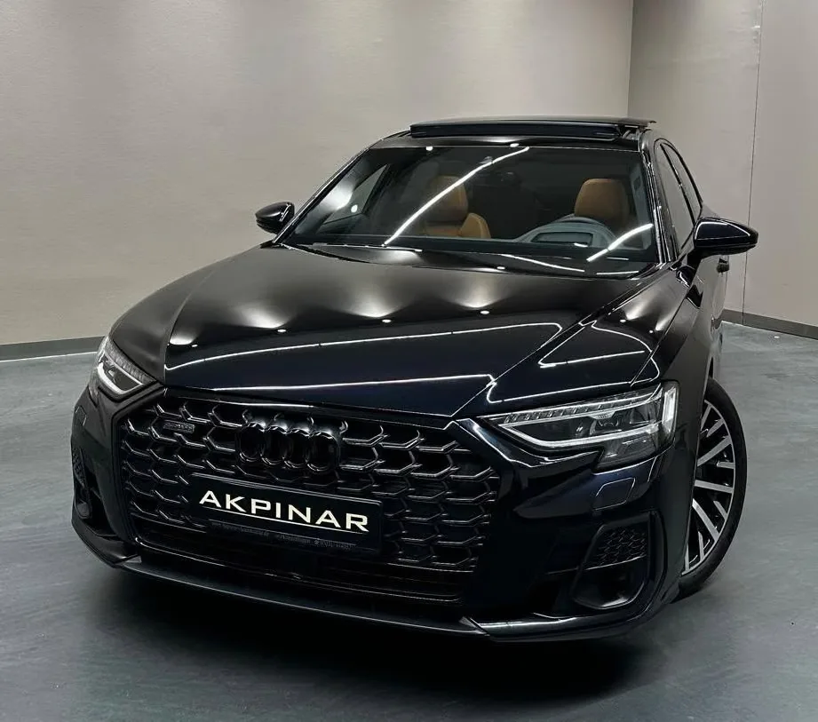 2024 Audi A8 L 60 TFSI e quattro, 2/30