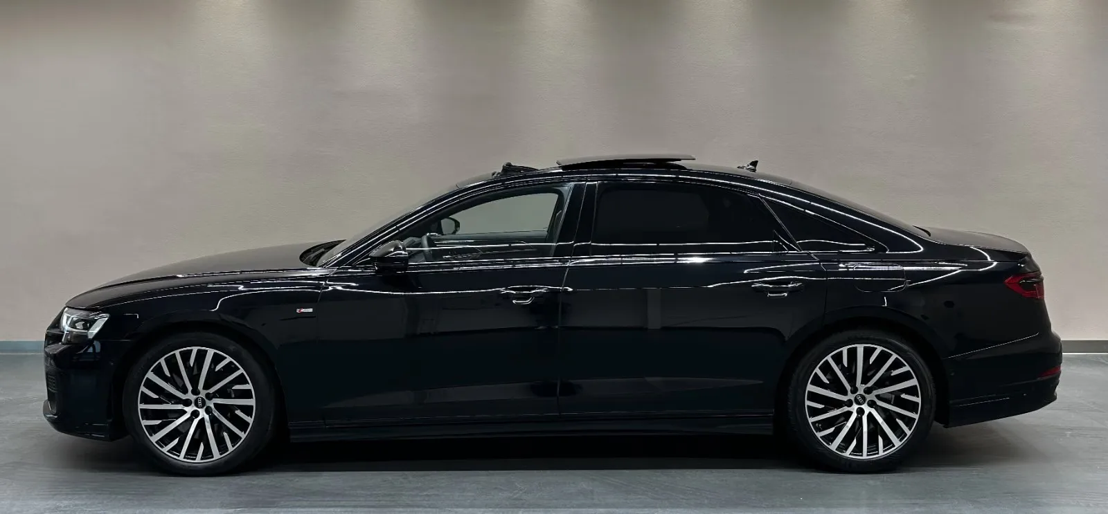 2024 Audi A8 L 60 TFSI e quattro, 4/30