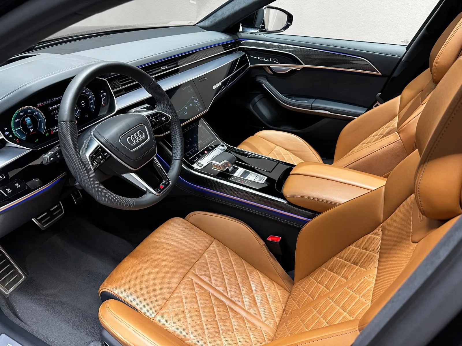 2024 Audi A8 L 60 TFSI e quattro, 8/30