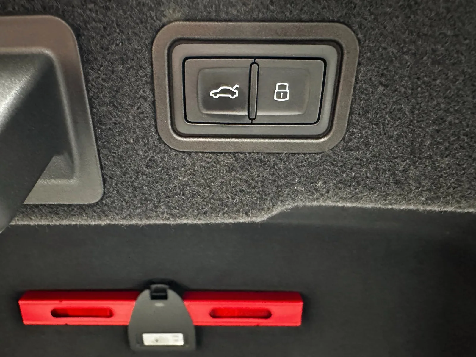 2024 Audi A8 L 60 TFSI e quattro, 19/30