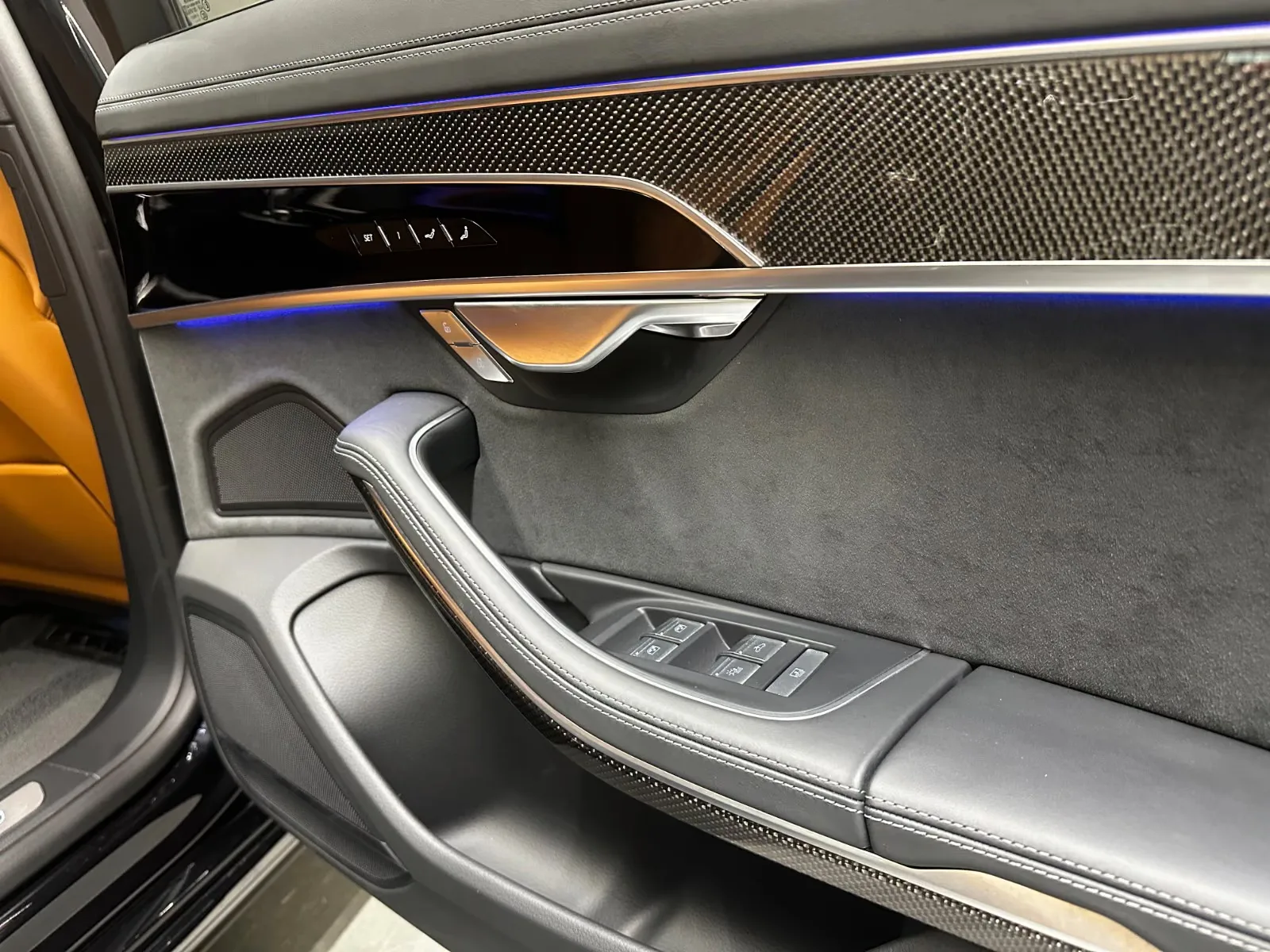 2024 Audi A8 L 60 TFSI e quattro, 24/30
