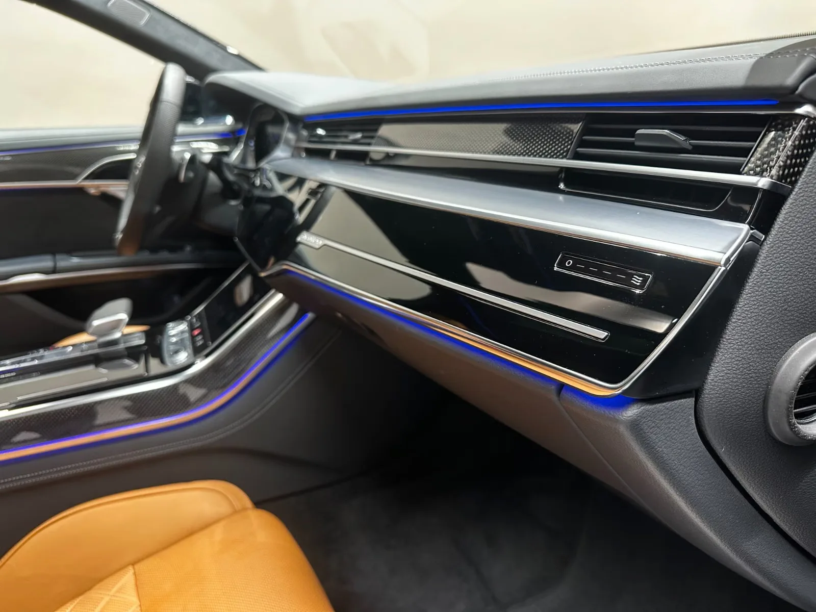 2024 Audi A8 L 60 TFSI e quattro, 26/30