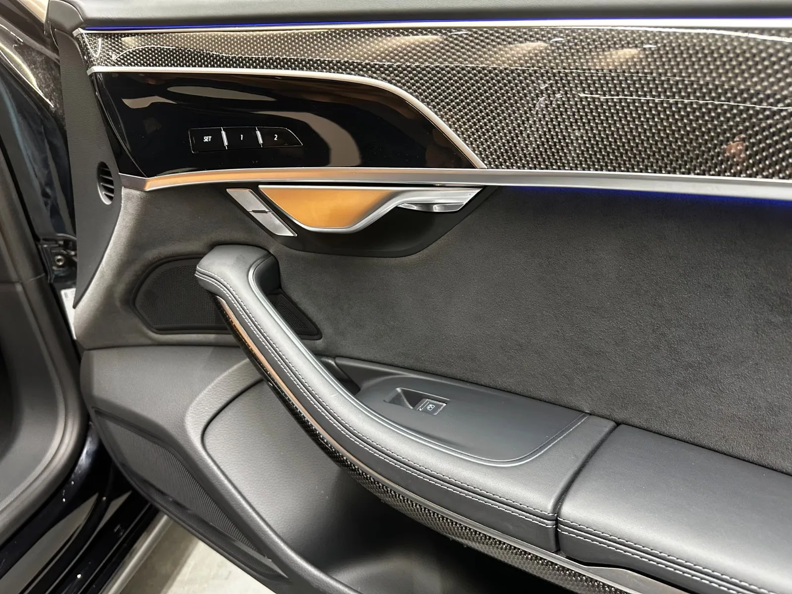 2024 Audi A8 L 60 TFSI e quattro, 28/30