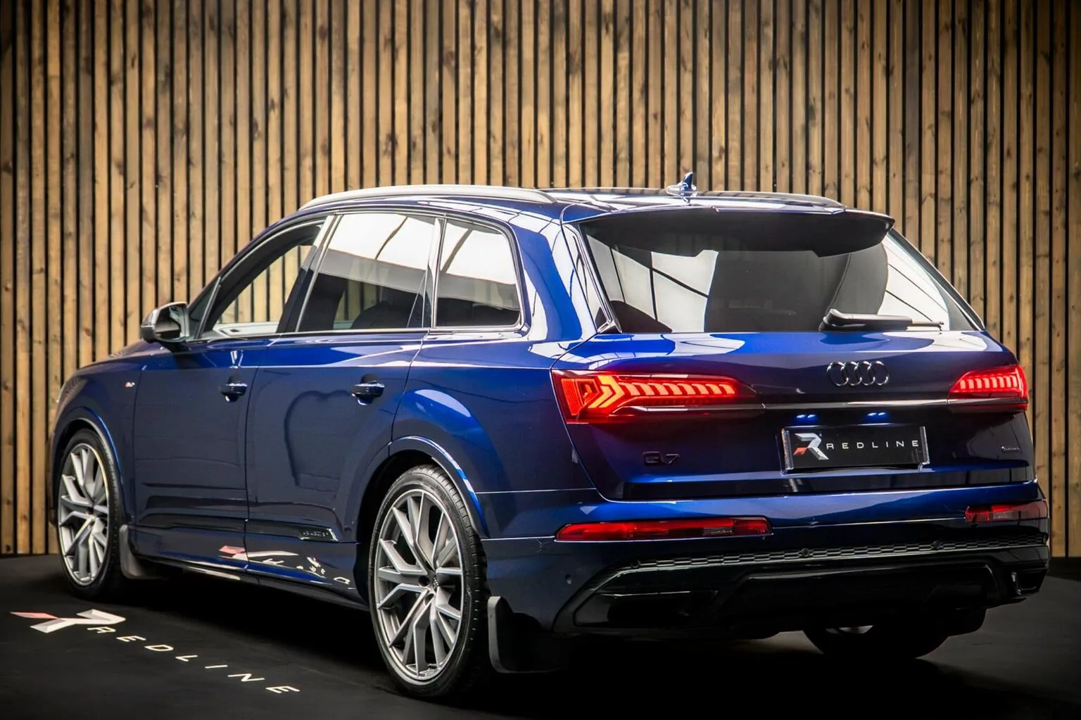 2024 Audi Q7 55 TFSI Vorsprung, 3/30