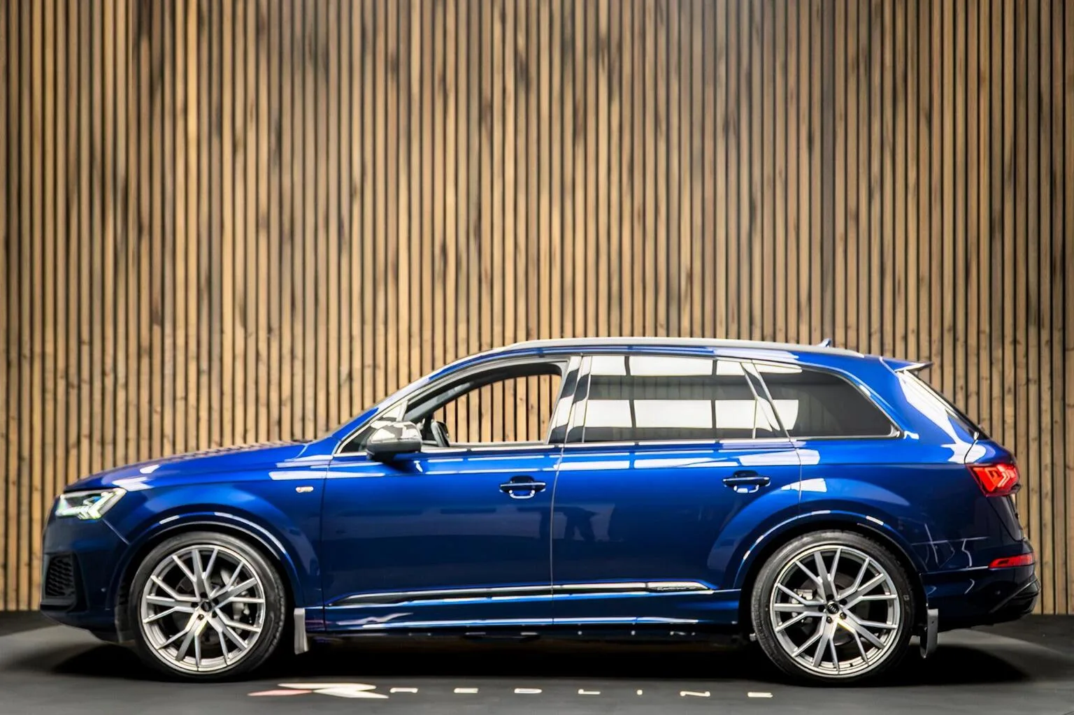 2024 Audi Q7 55 TFSI Vorsprung, 7/30