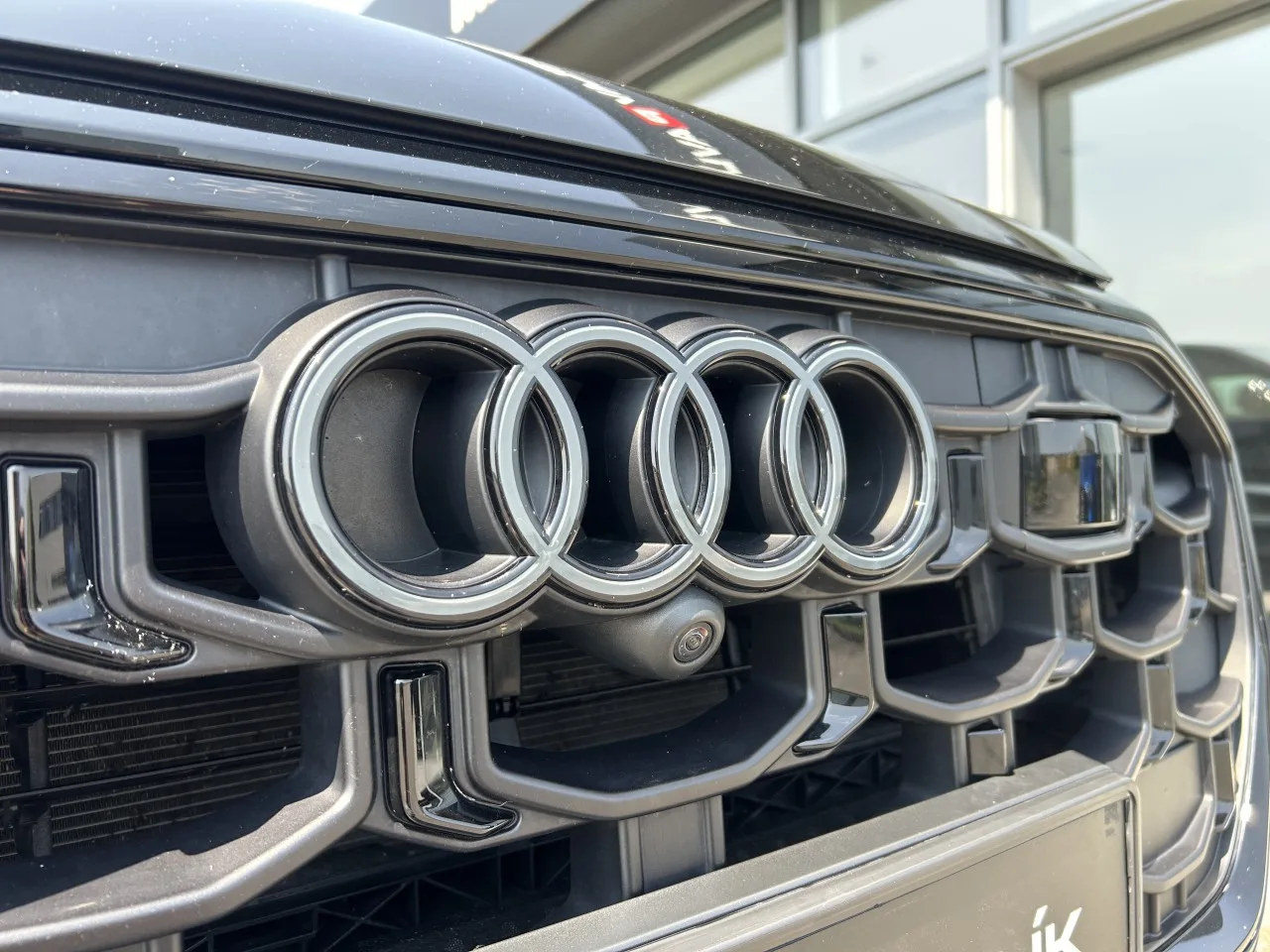2024 Audi Q8 50 TDI, quattro angeboten von einem Fachhändler in Písek, Tschechien, Foto 10 von 35
