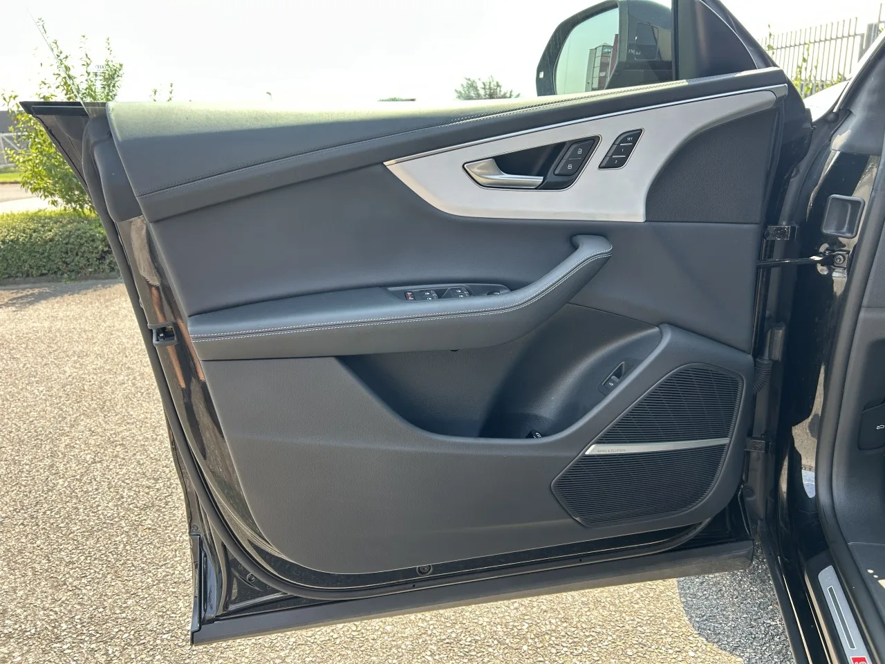 2024 Audi Q8 50 TDI, quattro angeboten von einem Fachhändler in Písek, Tschechien, Foto 27 von 35