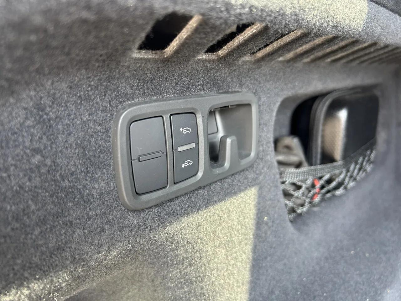 2024 Audi Q8 50 TDI, quattro angeboten von einem Fachhändler in Písek, Tschechien, Foto 34 von 35