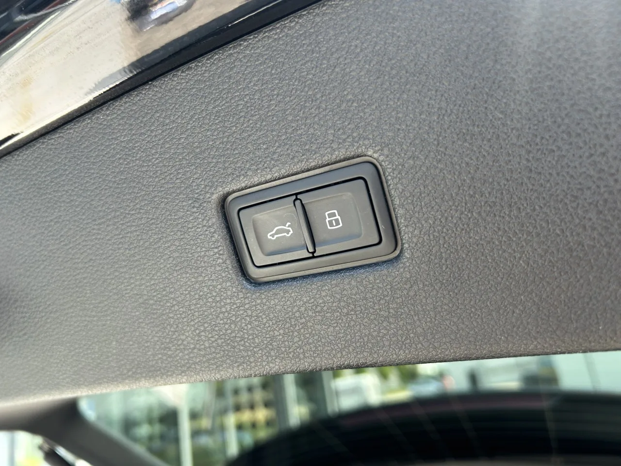 2024 Audi Q8 50 TDI, quattro angeboten von einem Fachhändler in Písek, Tschechien, Foto 35 von 35