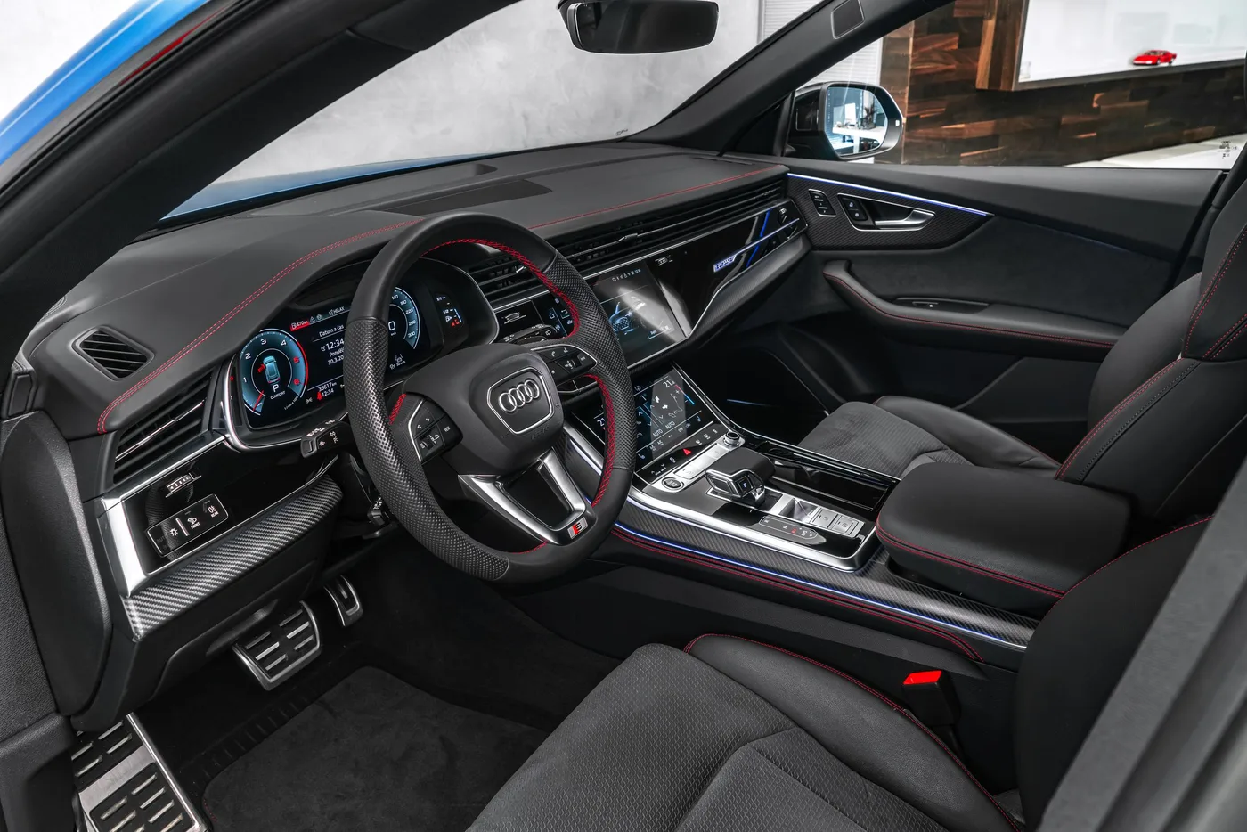 2024 Audi Q8 50 TDI, quattro, S line angeboten von einem Fachhändler in Ostrava, Tschechien, Foto 12 von 15