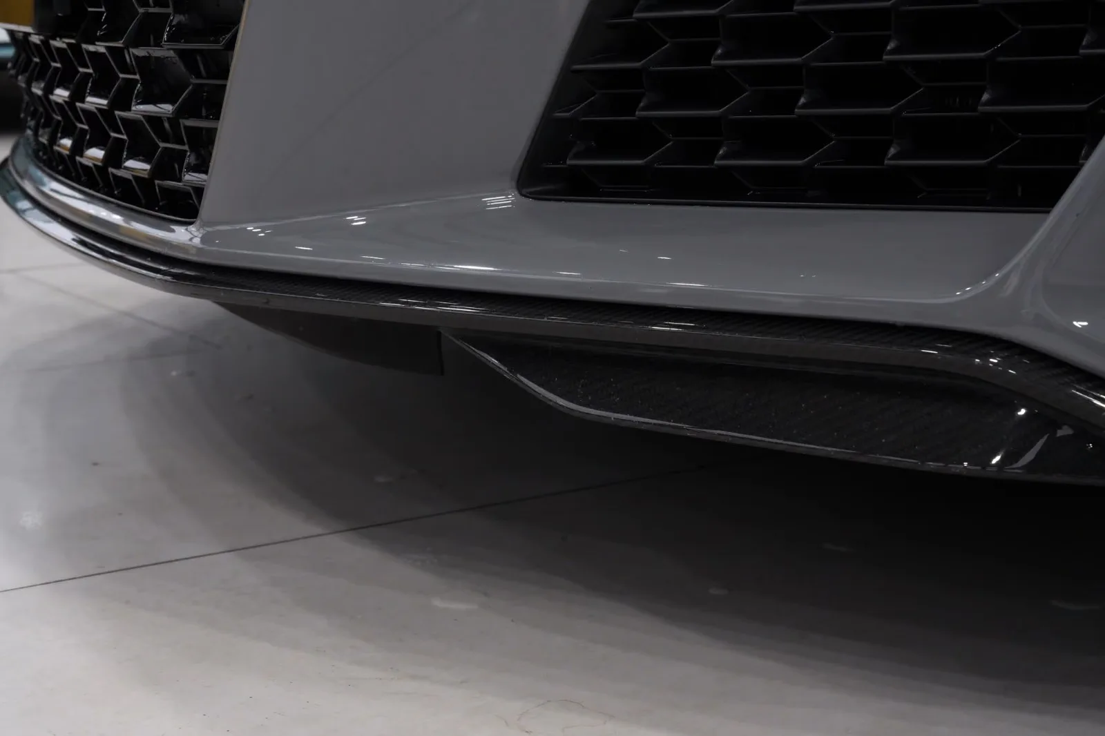 2024 Audi R8 Spyder V10 performance quattro, 16/30