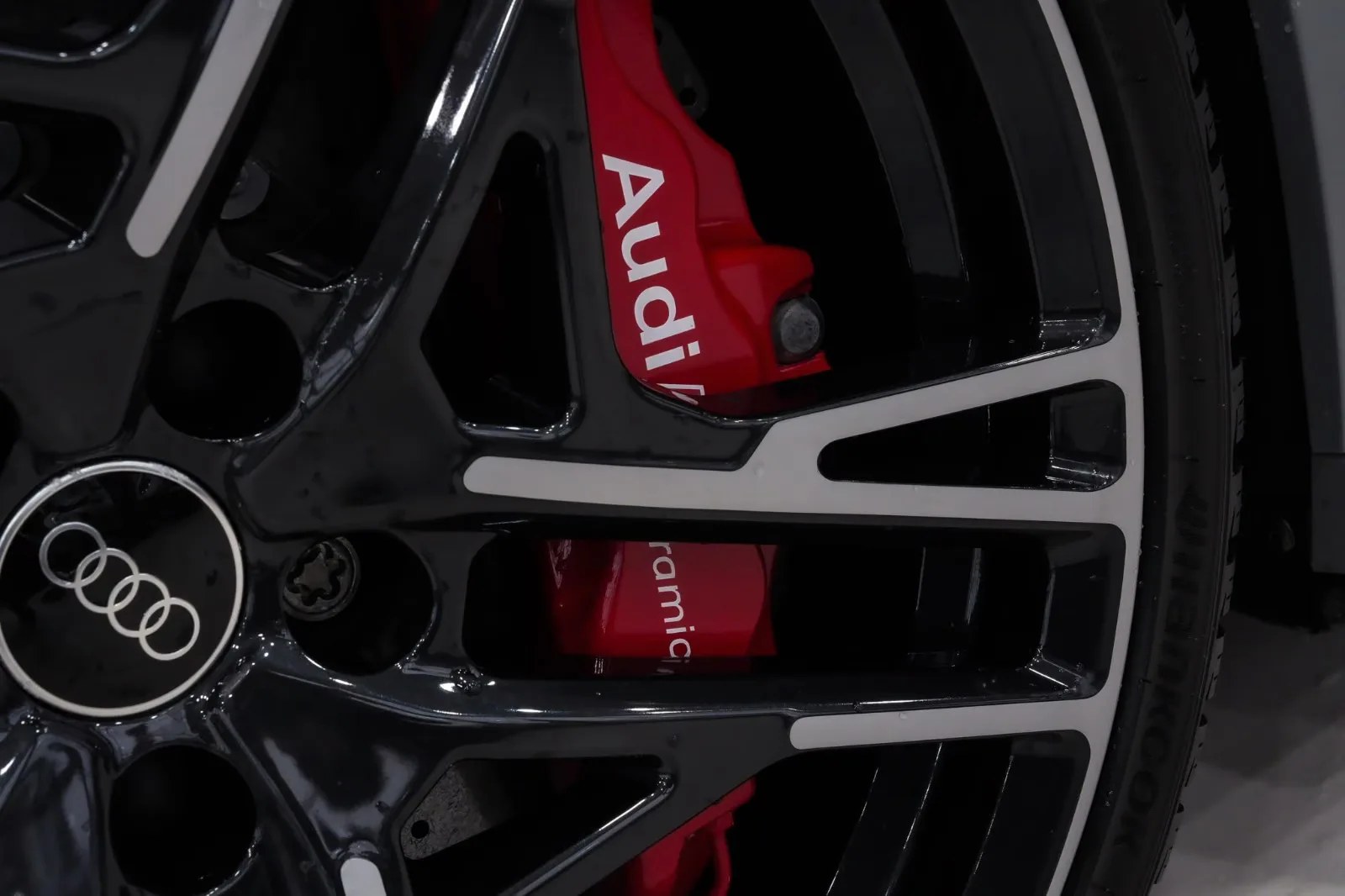 2024 Audi R8 Spyder V10 performance quattro, 19/30