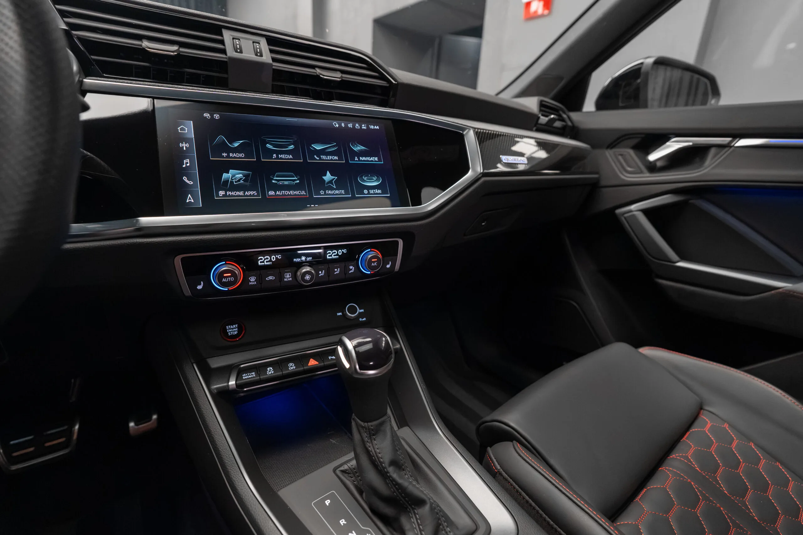 2024 Audi RS Q3 Sportback, 21/30