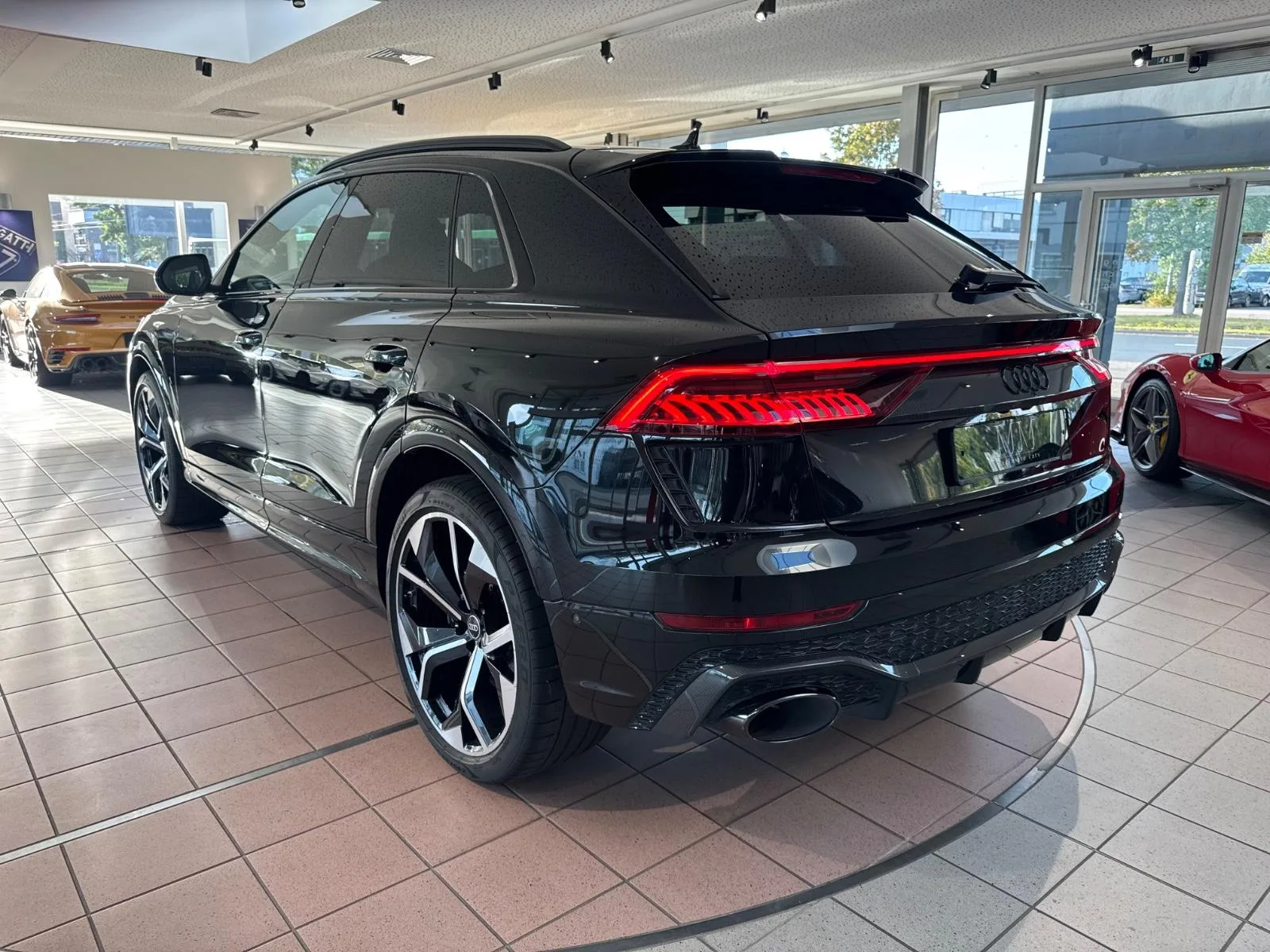 2024 Audi RS Q8, 9/30