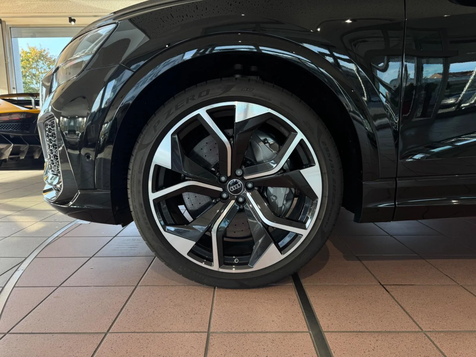 2024 Audi RS Q8, 11/30