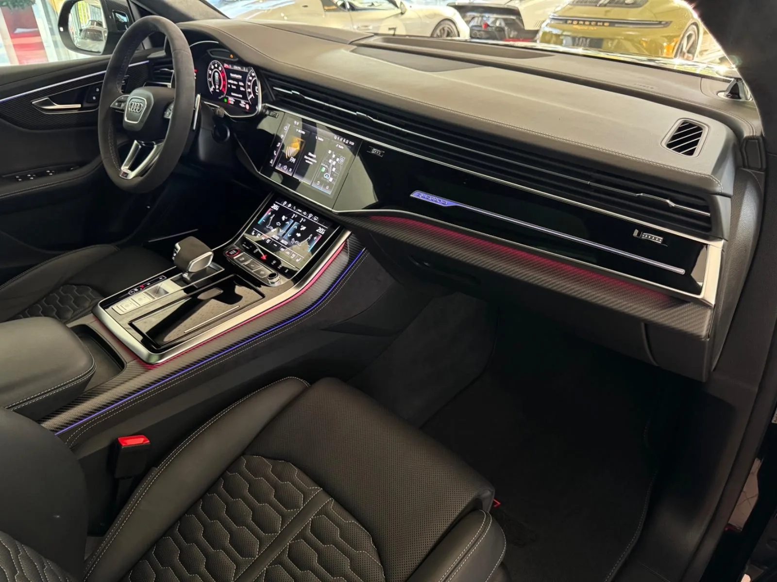 2024 Audi RS Q8, 29/30