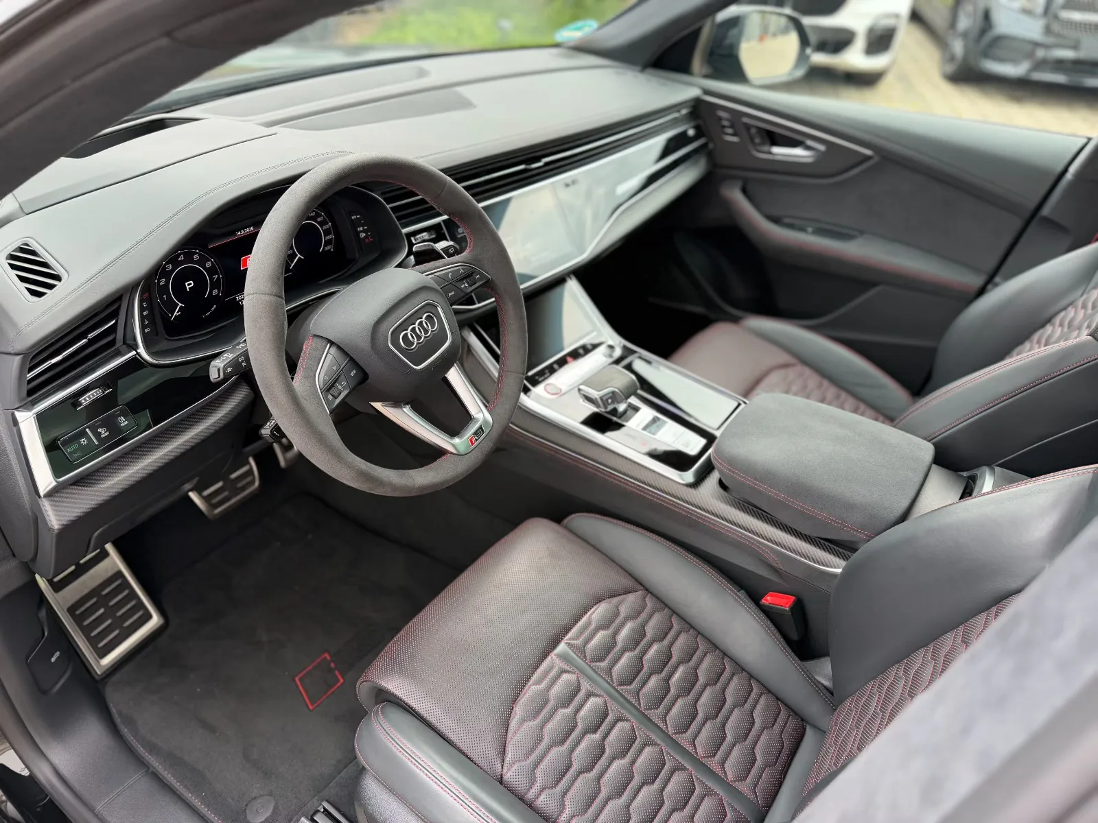 2024 Audi RS Q8 performance, 17/30