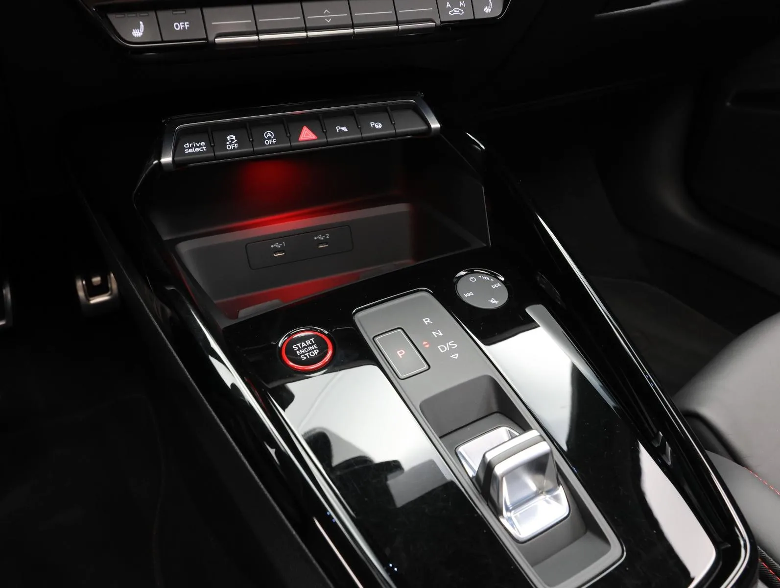 2024 Audi RS3 Sedan, 21/25