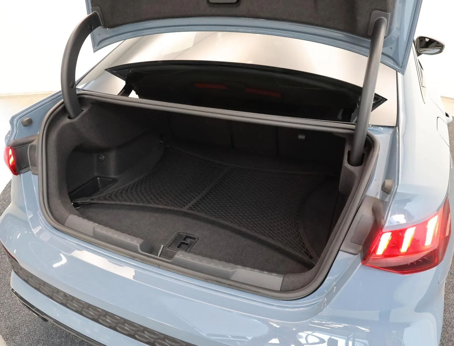 2024 Audi RS3 Sedan, 25/25