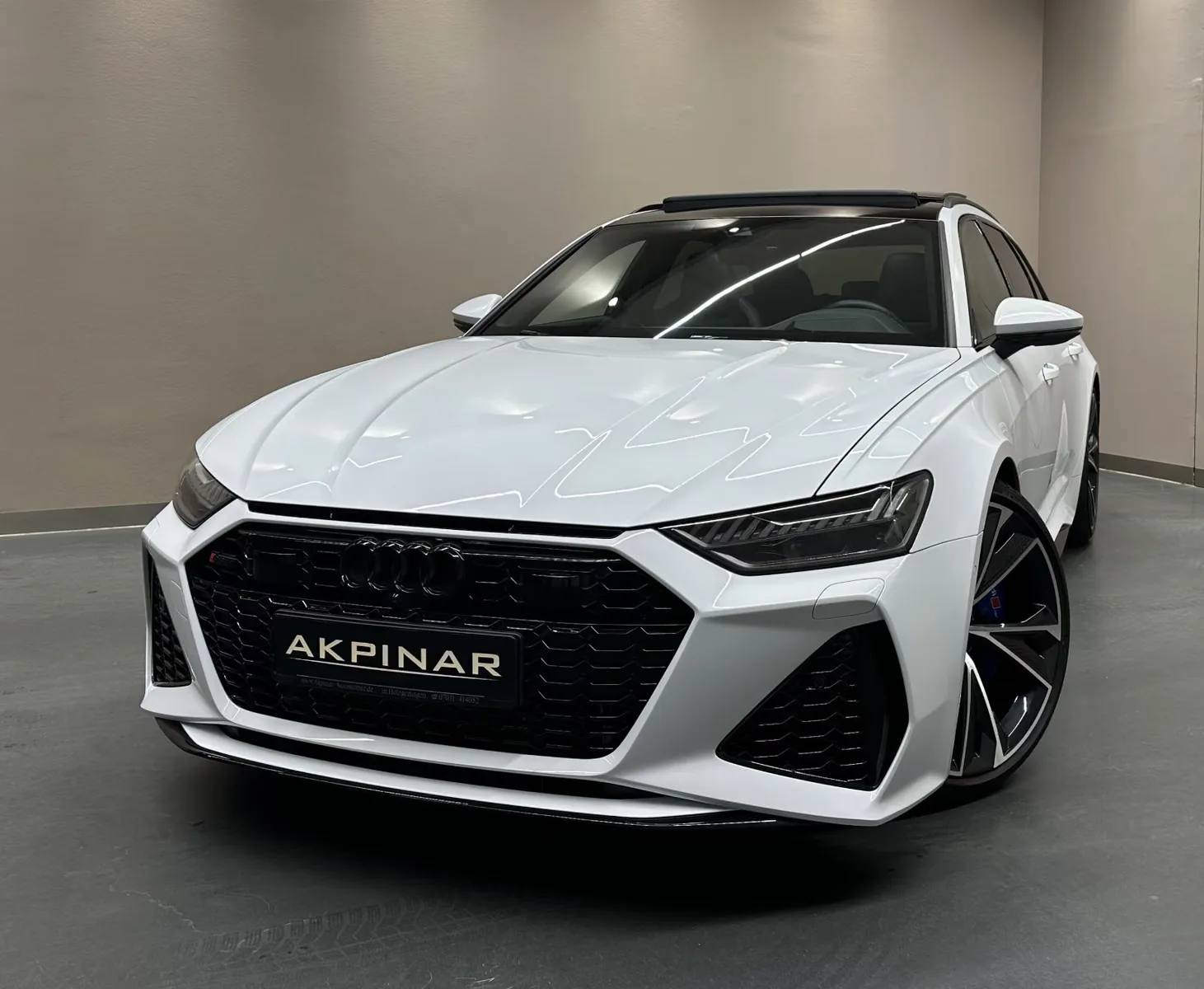 2024 Audi RS6 Avant, 2/25