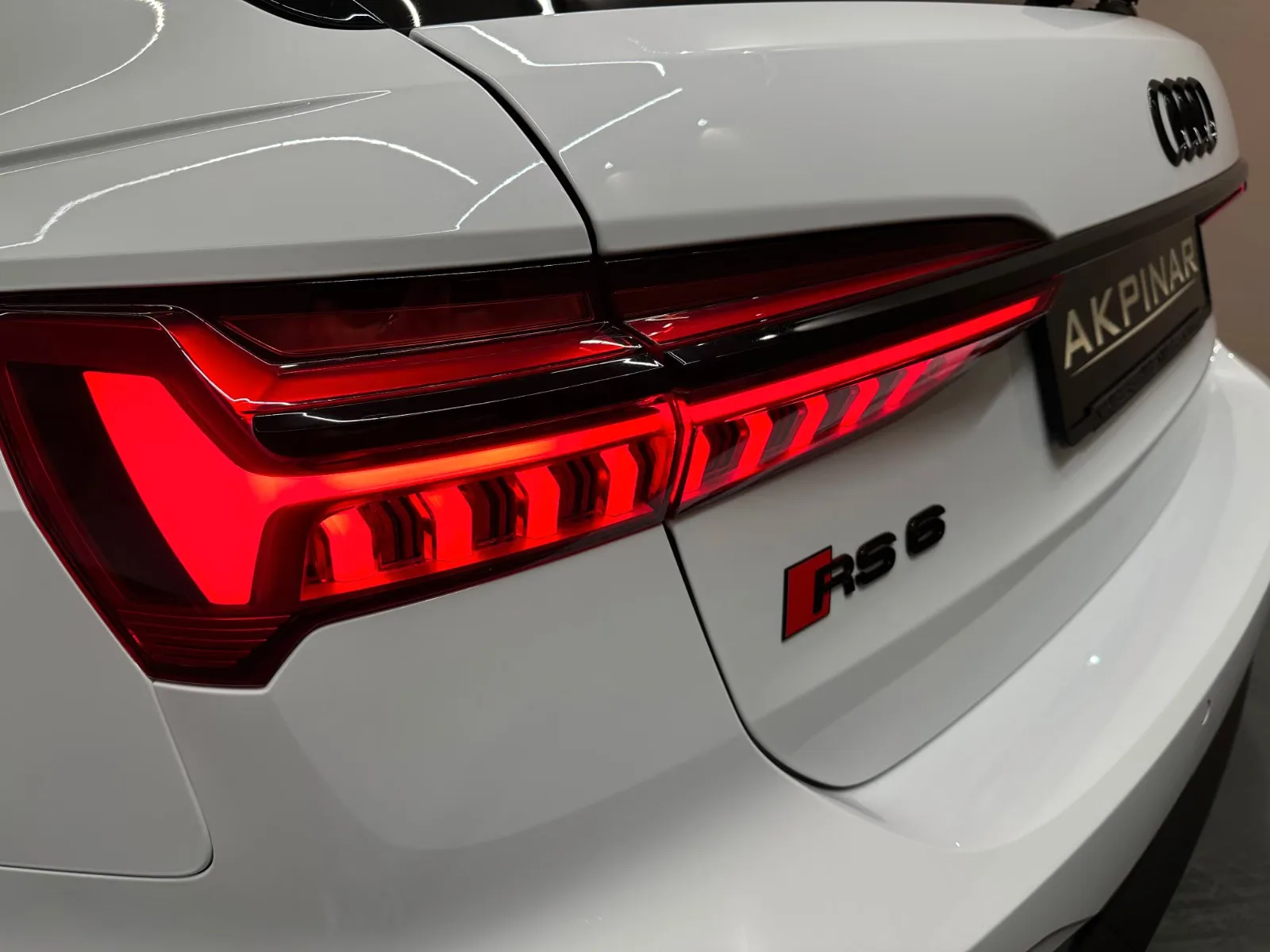 2024 Audi RS6 Avant, 4/25