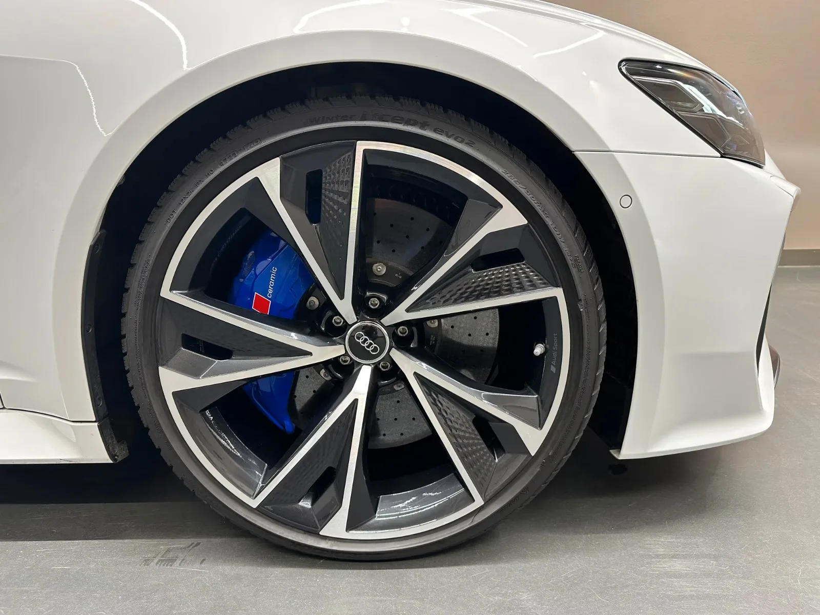 2024 Audi RS6 Avant, 8/25