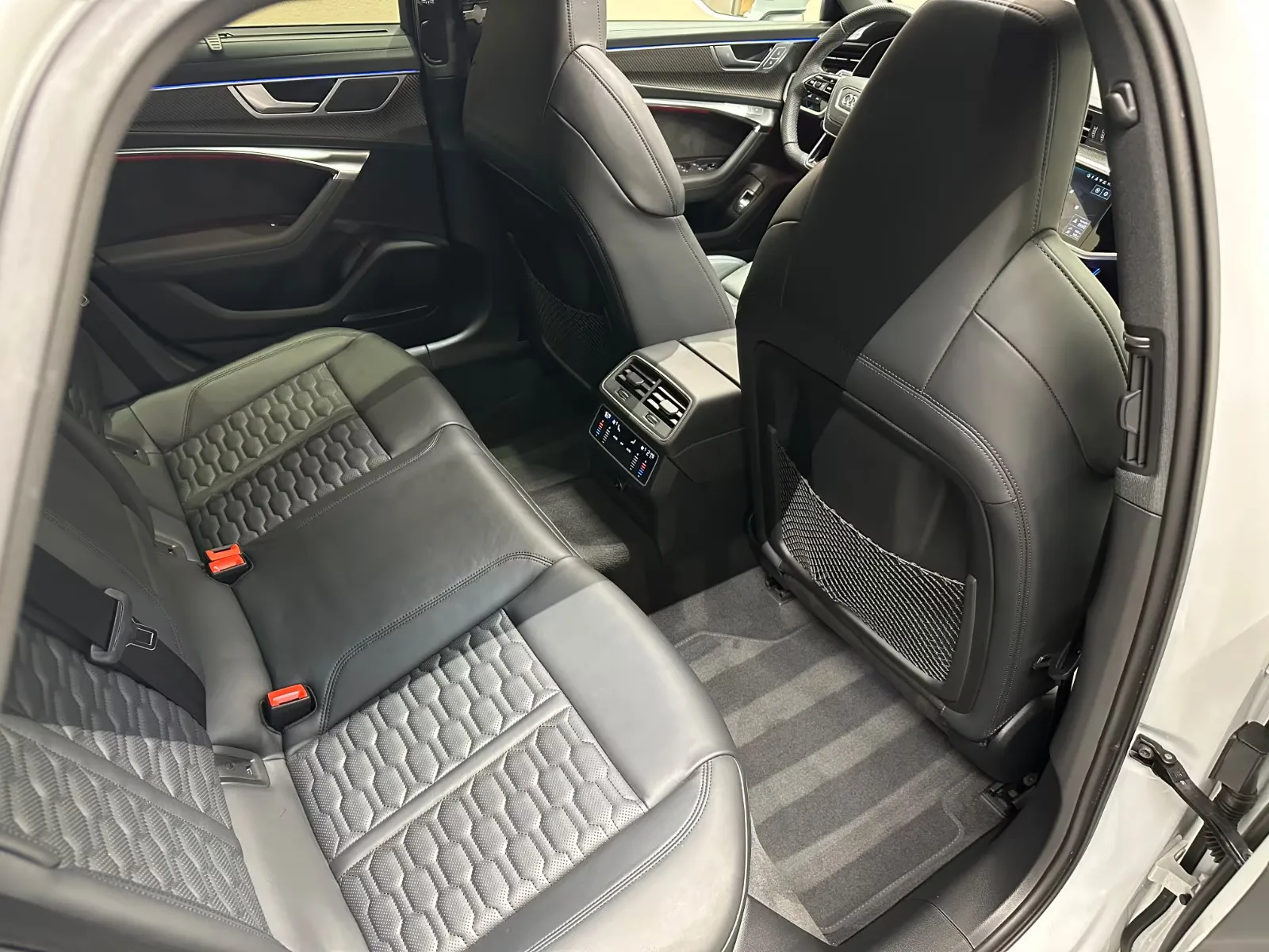2024 Audi RS6 Avant, 17/25