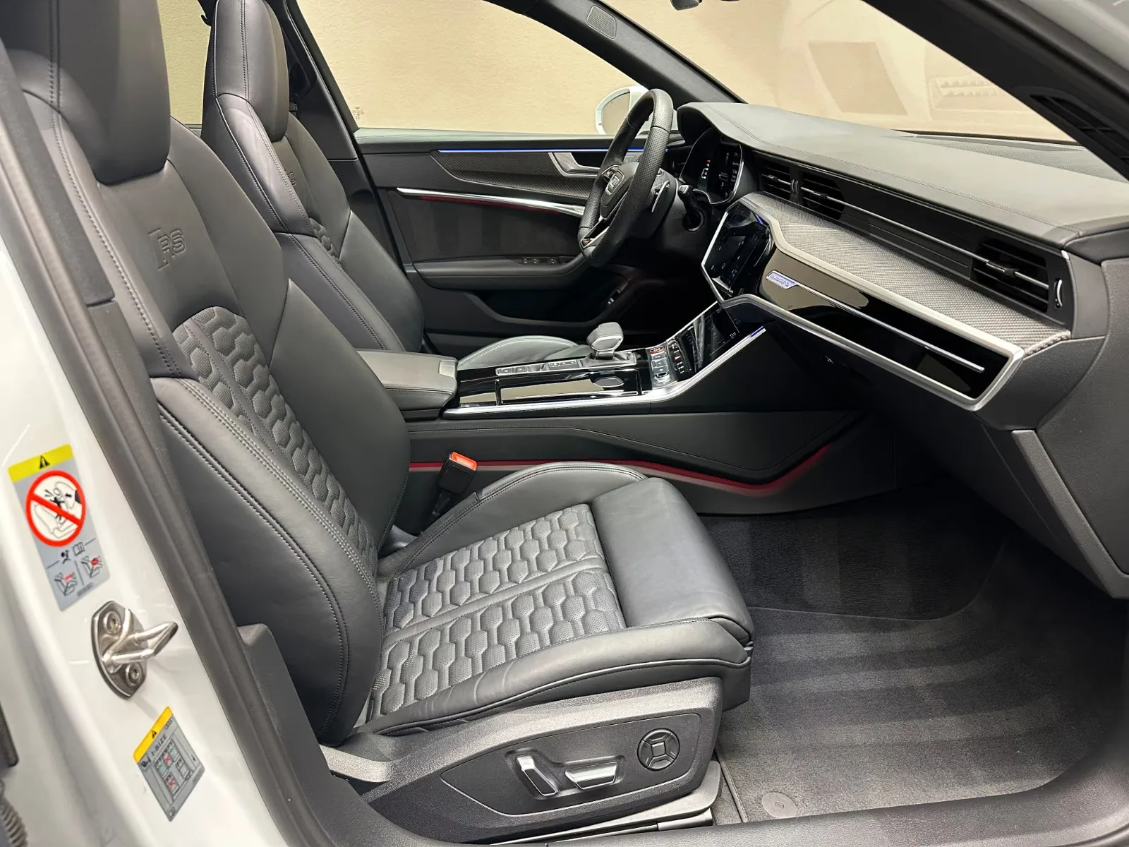 2024 Audi RS6 Avant, 22/25
