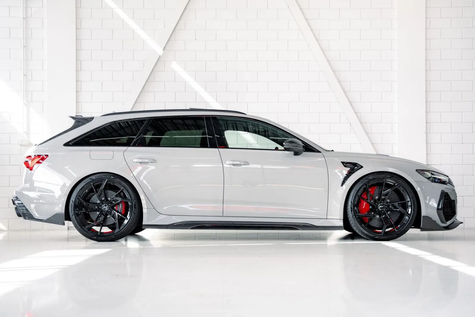 2024 Audi RS6 Avant performance ABT RS6 Legacy Edition 1000, 2/30