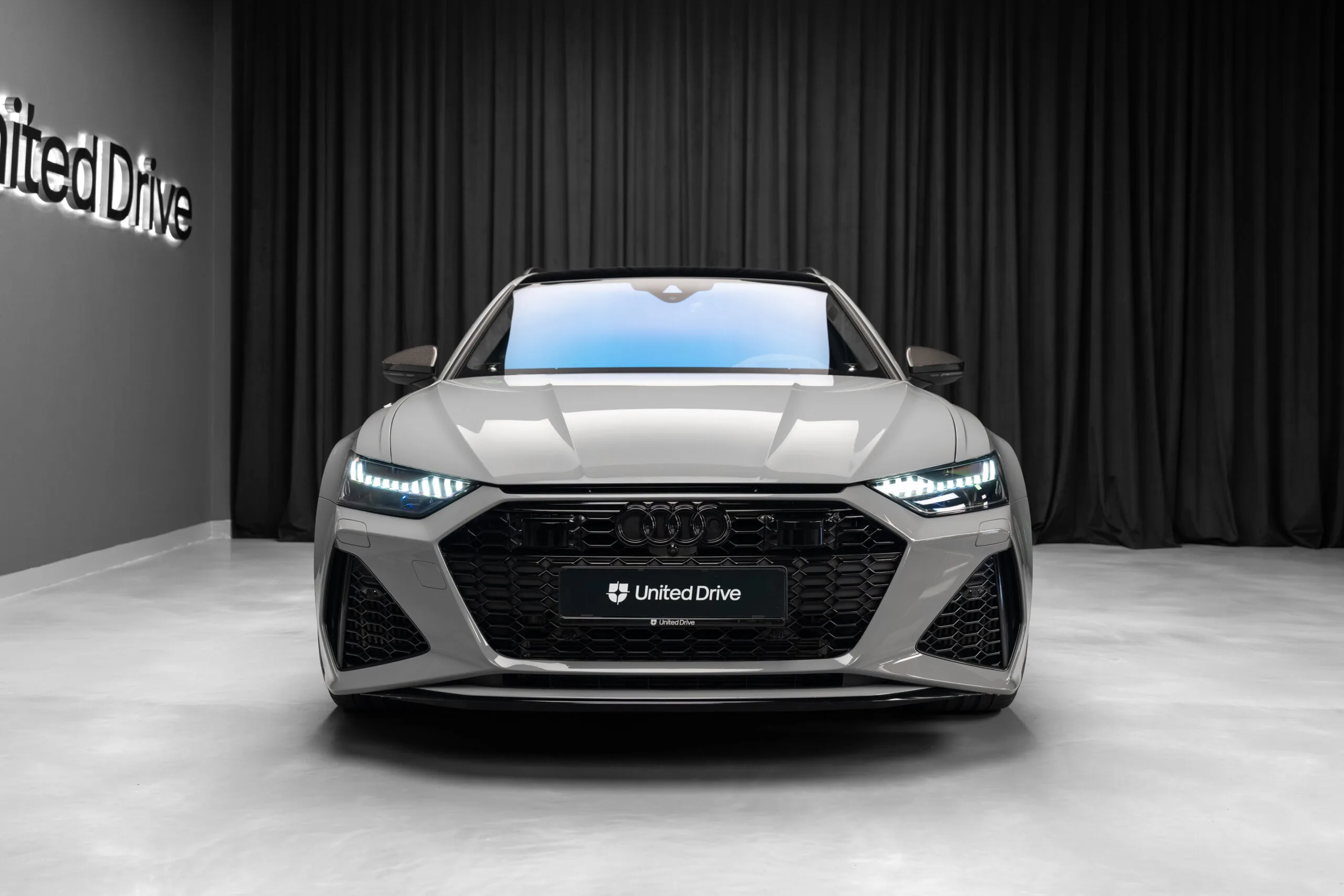 2024 Audi RS6 Avant, 2/30