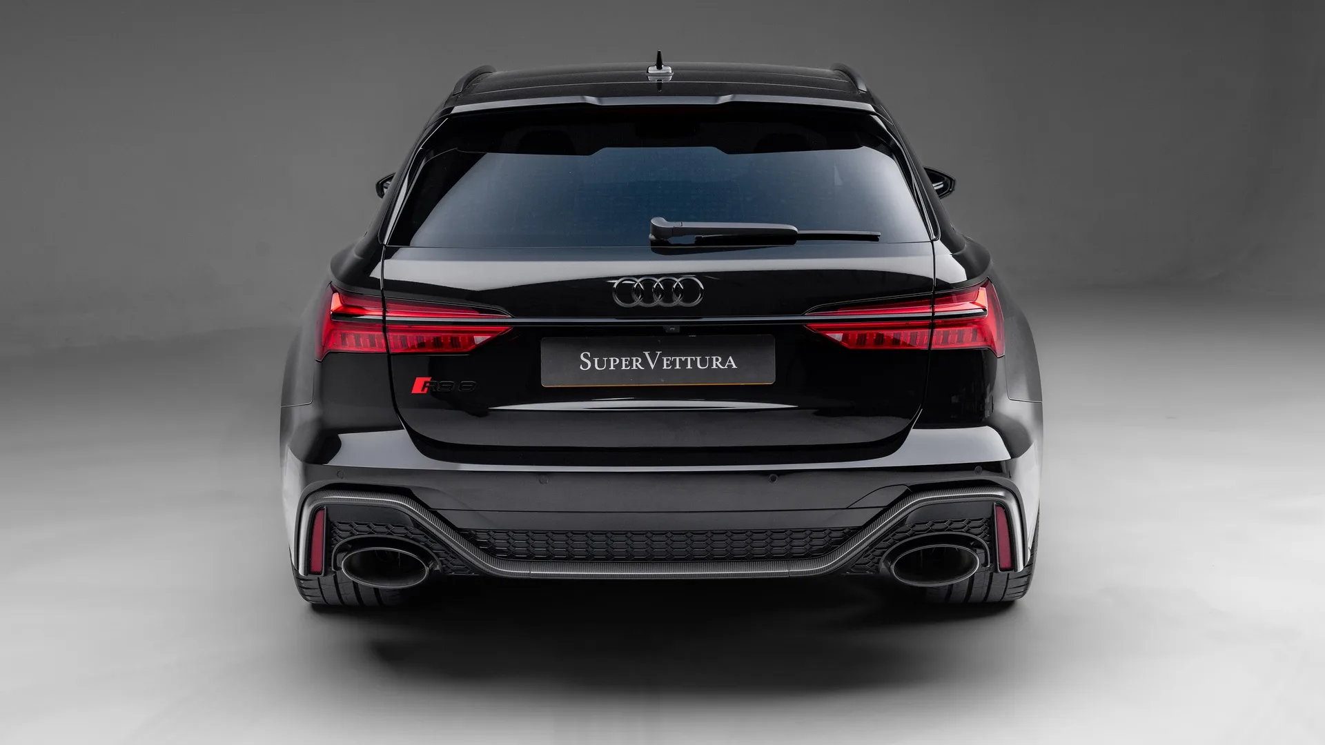 Audi RS6 Avant performance Carbon Black de 2024, 7/26