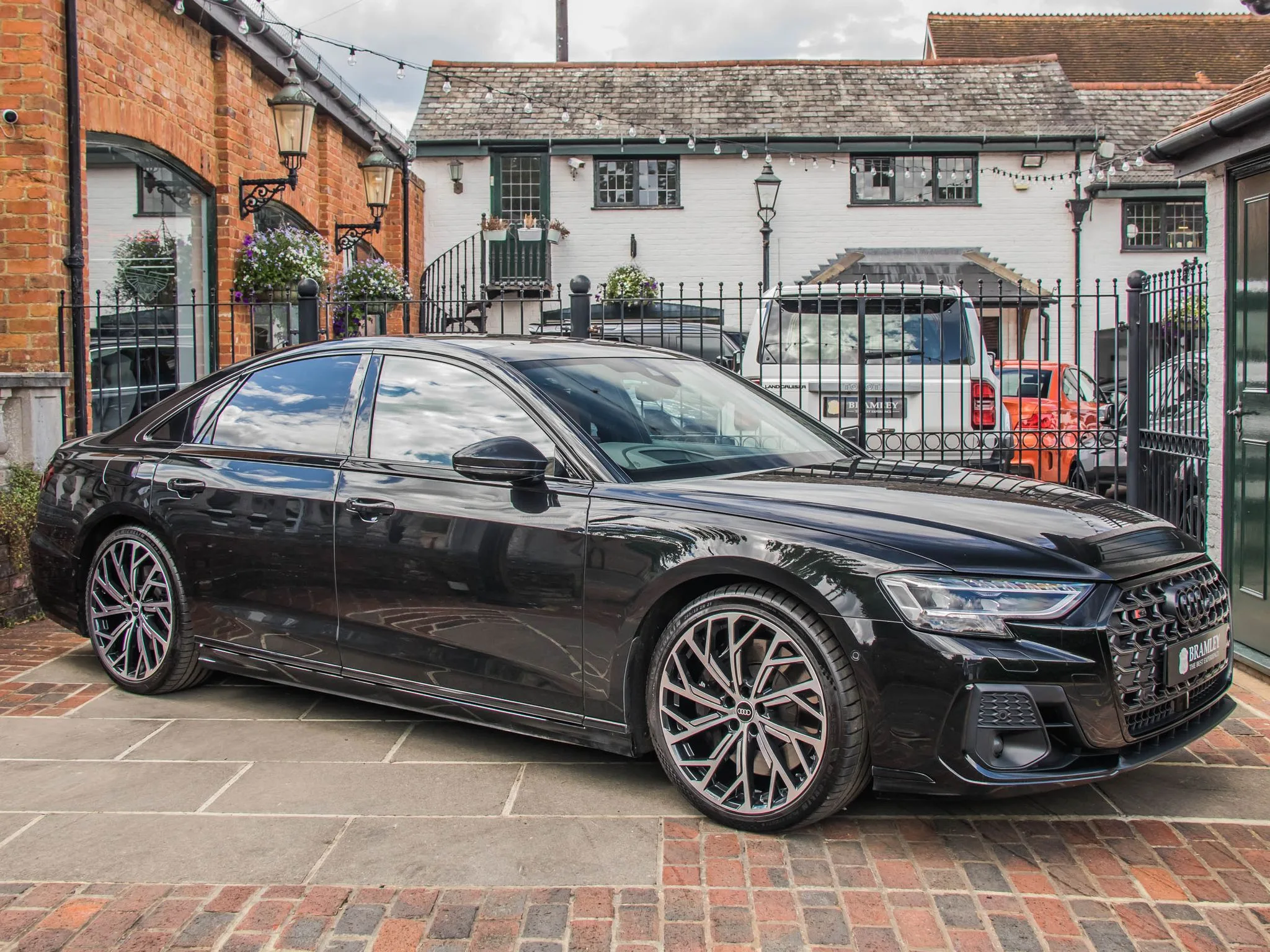 2024 Audi S8 Black Edition, 5/23