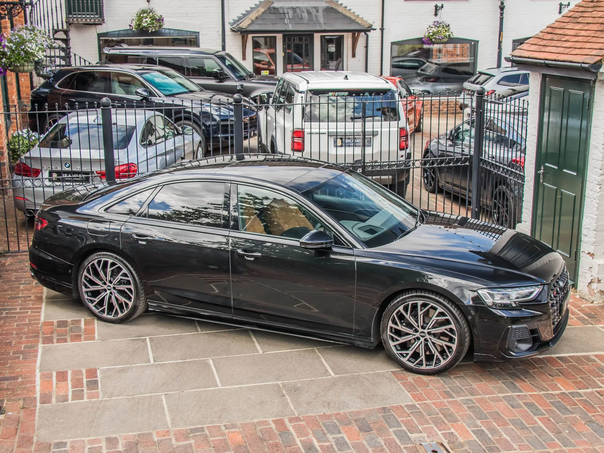 2024 Audi S8 Black Edition, 11/23