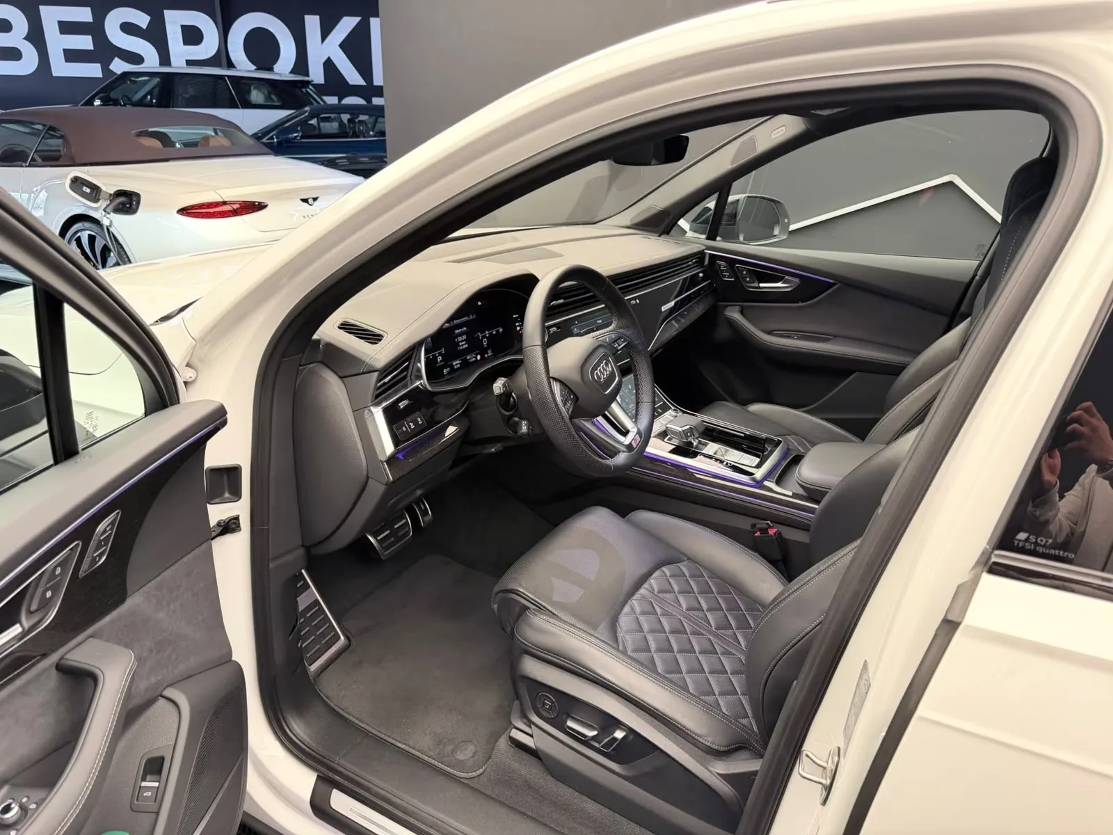 2024 Audi SQ7, 8/29