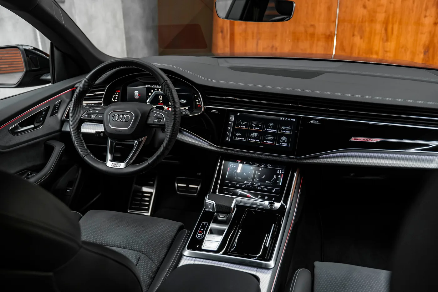2024 Audi SQ8 angeboten von einem Fachhändler in Bratislava, Slowakei, Foto 9 von 15