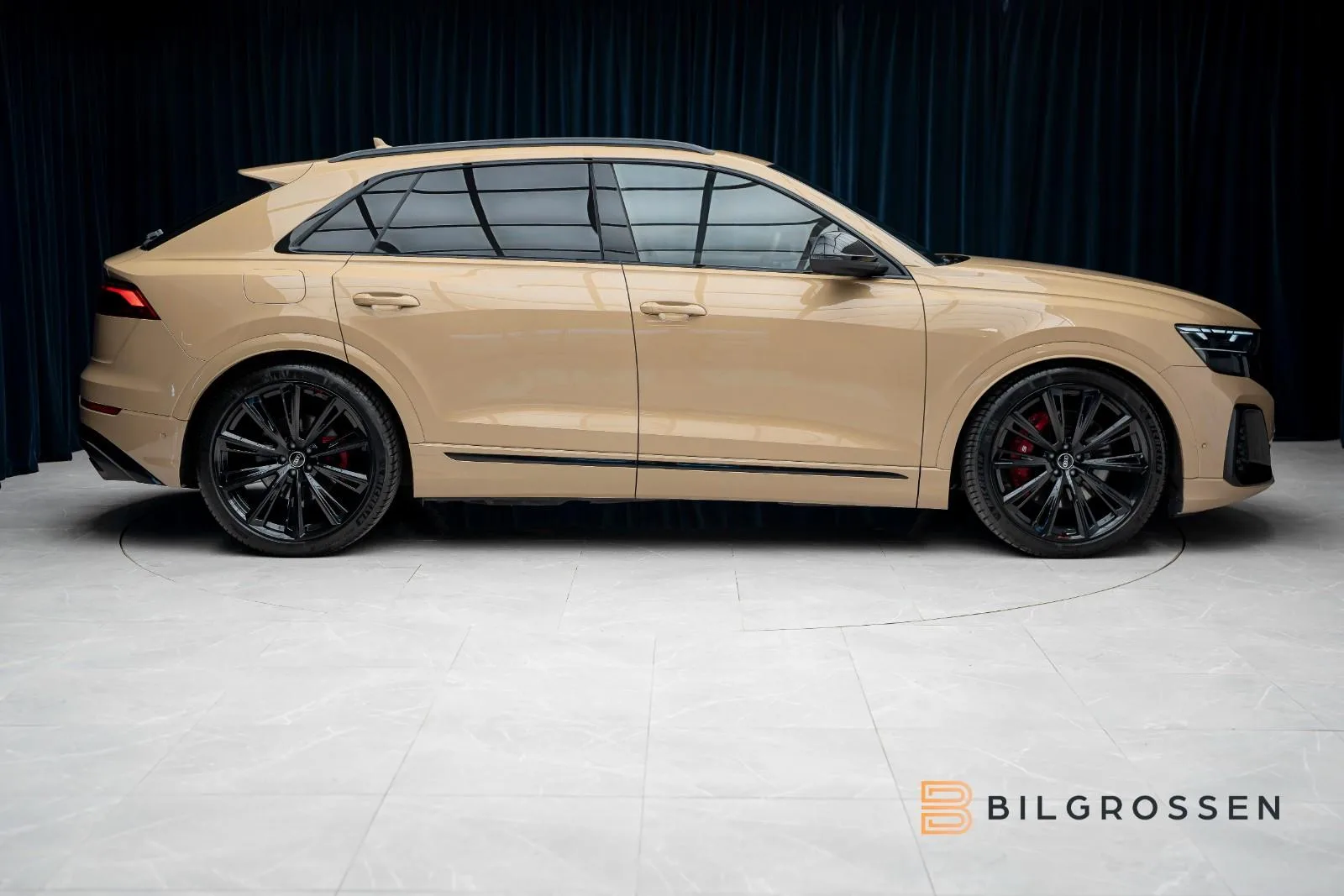 2024 Audi SQ8, 6/25