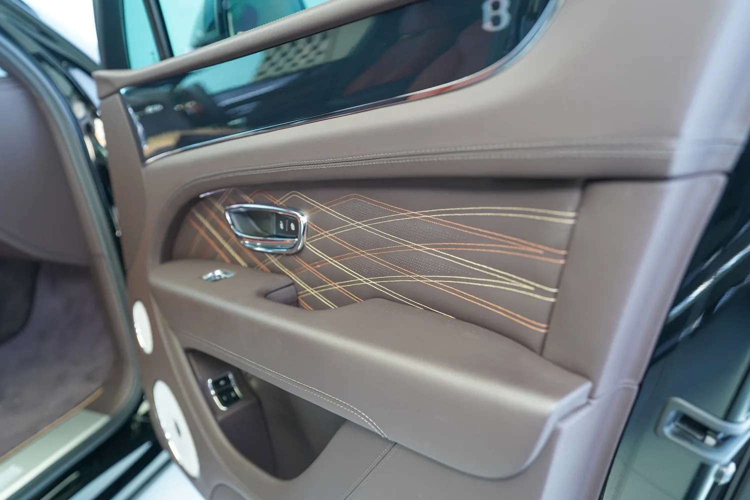 2024 Bentley Bentayga EWB Mulliner, 14/20