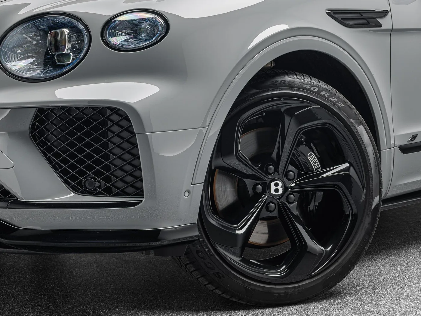 2024 Bentley Bentayga S proposée par un concessionnaire spécialisé à Böblingen, Allemagne, photo 7 sur 15