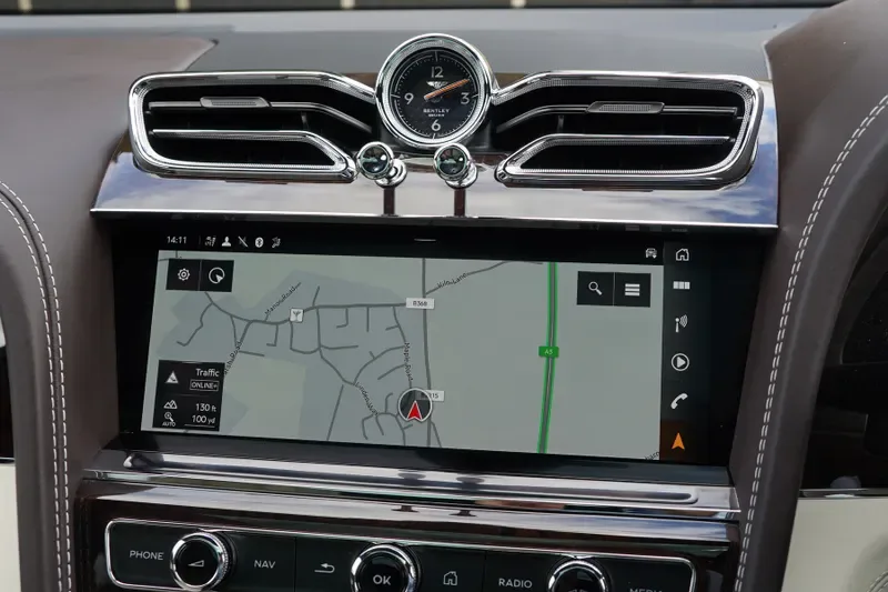 2024 Bentley Bentayga S, 13/30