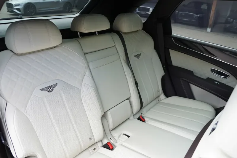 2024 Bentley Bentayga S, 25/30