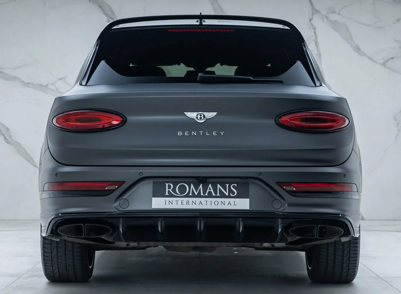 2024 Bentley Bentayga S V8 proposée par un concessionnaire spécialisé à Banstead, Royaume-Uni, photo 7 sur 15