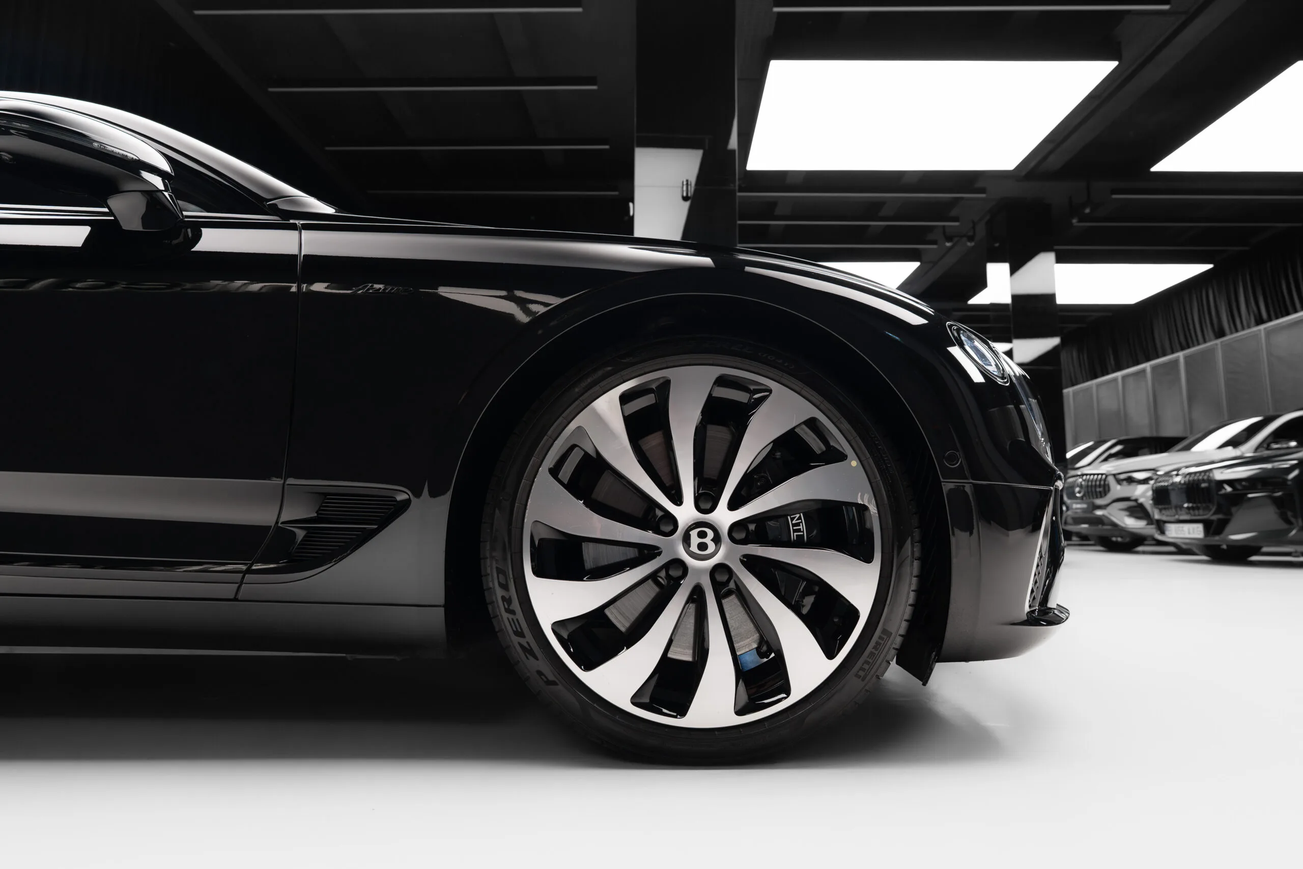 2024 Bentley Continental GT Azure V8, 5/30