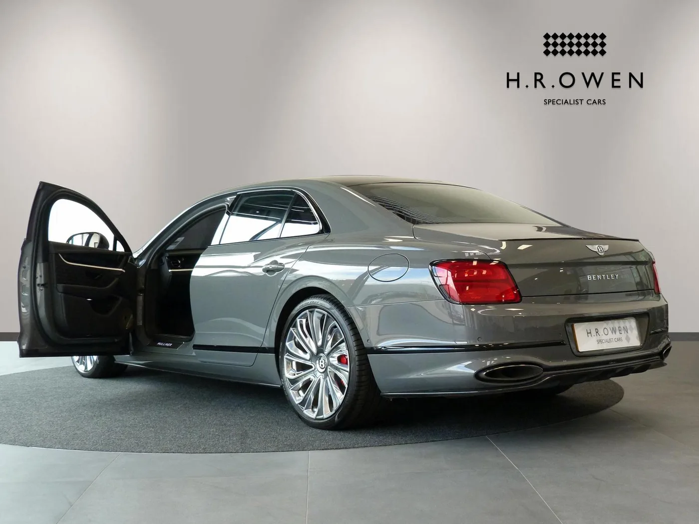 2024 Bentley Flying Spur Mulliner angeboten von einer Vertragshändlergruppe in Cheltenham, Vereinigtes Königreich, Foto 15 von 25