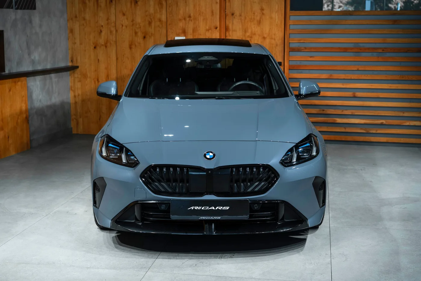 2024 BMW 120 angeboten von einem Fachhändler in Bratislava, Slowakei, Foto 2 von 20
