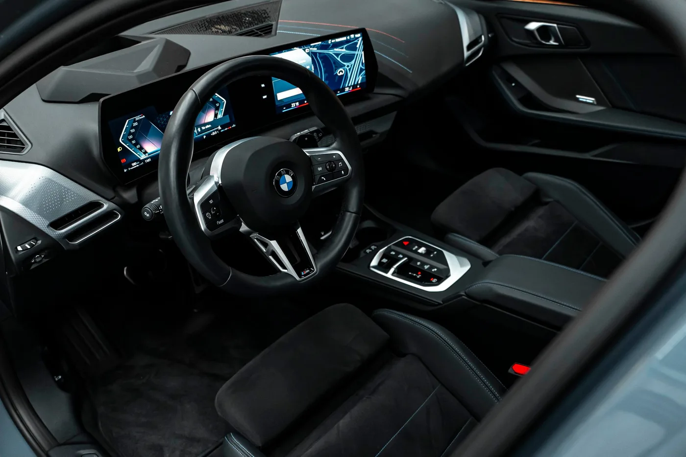 2024 BMW 120 angeboten von einem Fachhändler in Bratislava, Slowakei, Foto 6 von 20